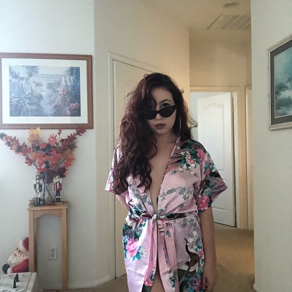 Pink robe - Picture 4 of 5